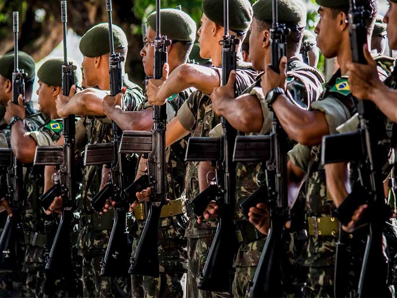 Exército decide não comemorar aniversário do golpe militar