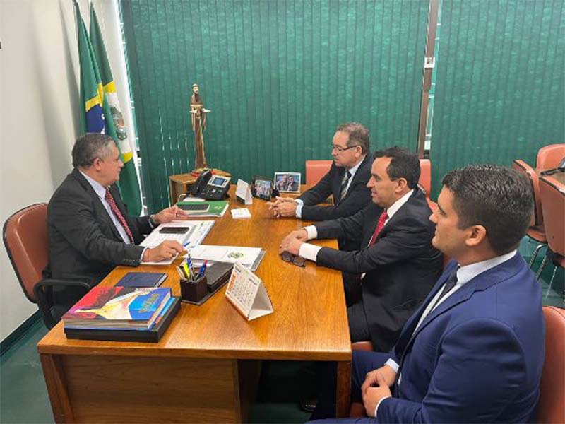 Prefeito do Crato cumpre agenda em ministérios e na articulação com parlamentares, em Brasília