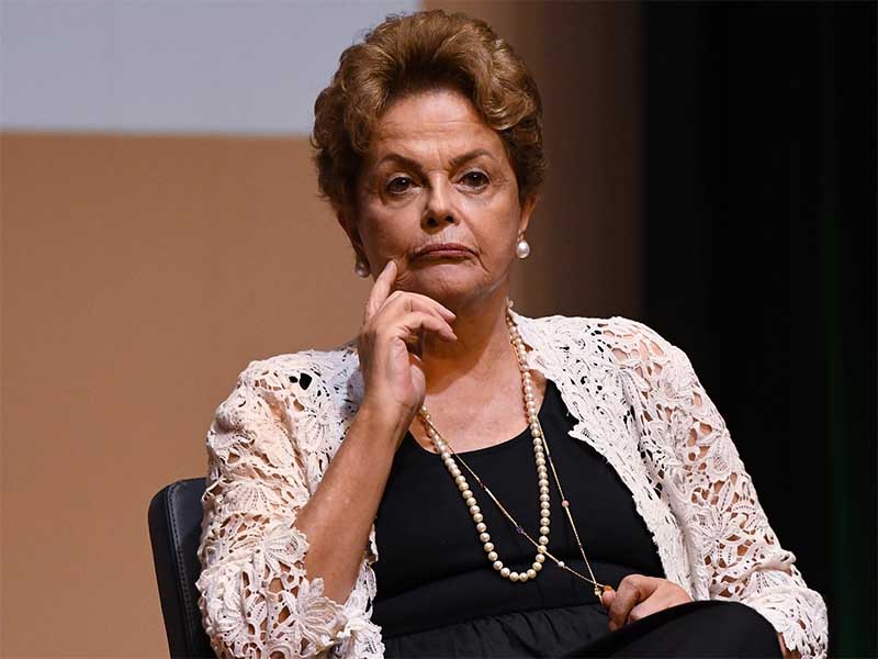 Dilma deve ter salário de mais de R$ 200 mil por mês como presidente do banco dos Brics
