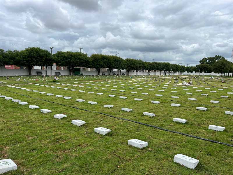 Com redução no ritmo, Brasil ultrapassa marca de 700 mil mortes por Covid-19