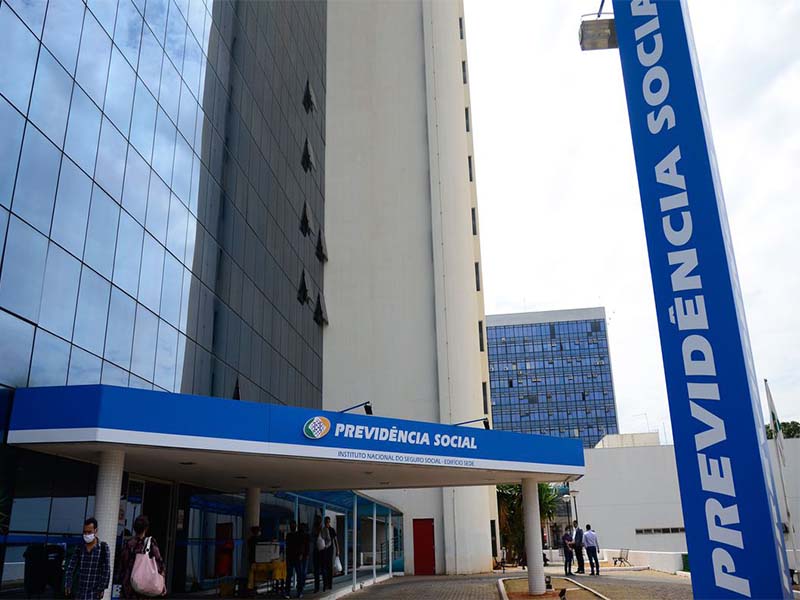 STF: Moraes dá dez dias para INSS ter plano para revisão da vida toda