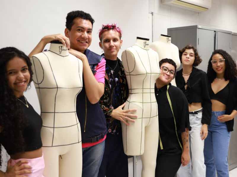 Equipe da UFCA é uma das oito do país selecionadas em Concurso de Moda promovido pelo Dragão Fashion Brasil