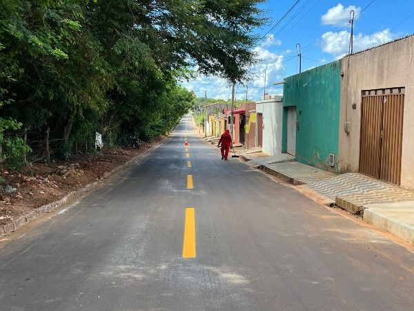 Prefeitura do Crato realiza sinalização de acesso ao Conjunto dos Artesãos