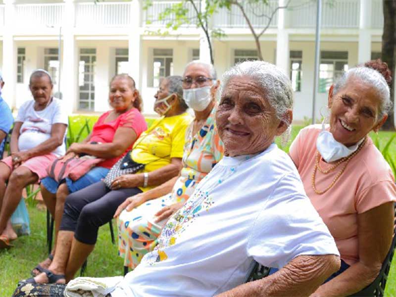 Idosos do CRAS Solon Pinheiro compartilham experiências com indígenas Povo Cariri