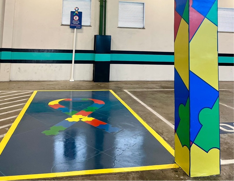 No mês de Conscientização do Autismo, Cariri Shopping inaugura vaga especial para autistas