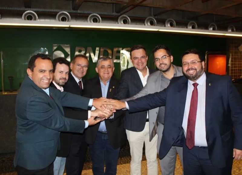 Fernando Santana e Guimarães articulam ações do BNDES para o Cariri