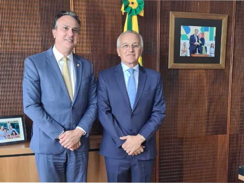 Giovanni Sampaio se reúne com ministro Camilo Santana em Brasília; saiba a pauta do encontro
