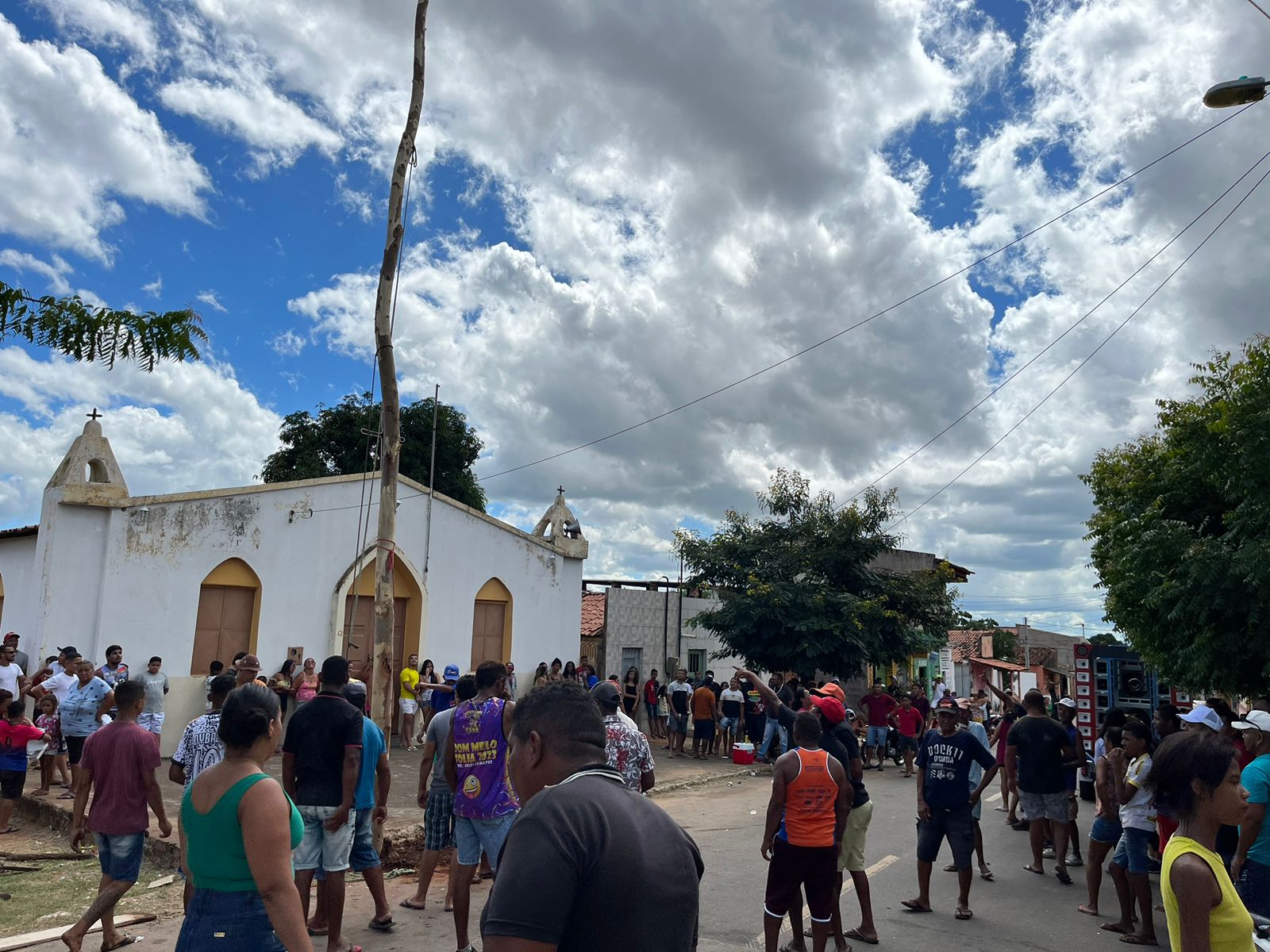 Crato: Tradicional festa do pau da bandeira do bairro Vila Lobo tem início neste Domingo (28)
