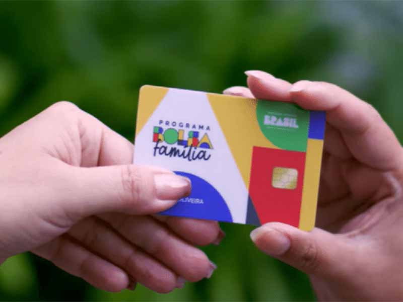 Valor médio do Bolsa Família bate recorde e chega a R$ 672