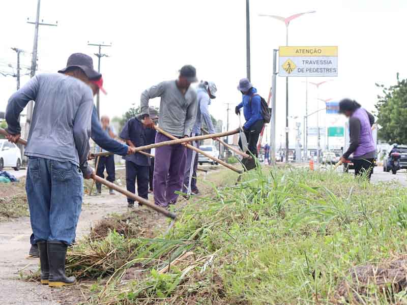Projeto Estrada Livre: egressos do sistema prisional trabalham na limpeza de rodovias