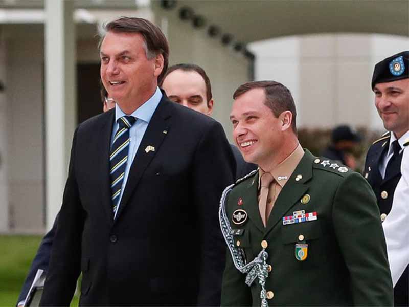 Aliado discutiu golpe de Estado com ajudante de ordens de Bolsonaro em dezembro de 2022
