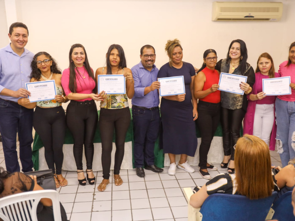 Prefeitura de Juazeiro entrega certificados do Fabritec