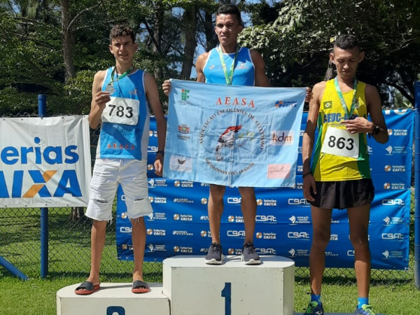 Prefeitura apoia atletas que vencem Campeonato Cearense de Atletismo