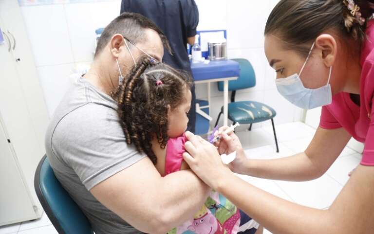 Saúde do Ceará amplia vacinação contra a influenza para toda a população com mais de seis meses de idade