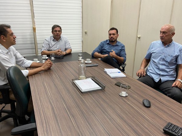 Prefeitura de Juazeiro dialoga com Adece sobre requalificação do Distrito Industrial