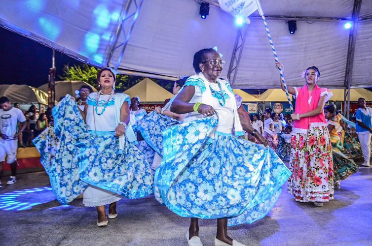 Cultura popular é feita na base da teimosia, diz militante quilombola