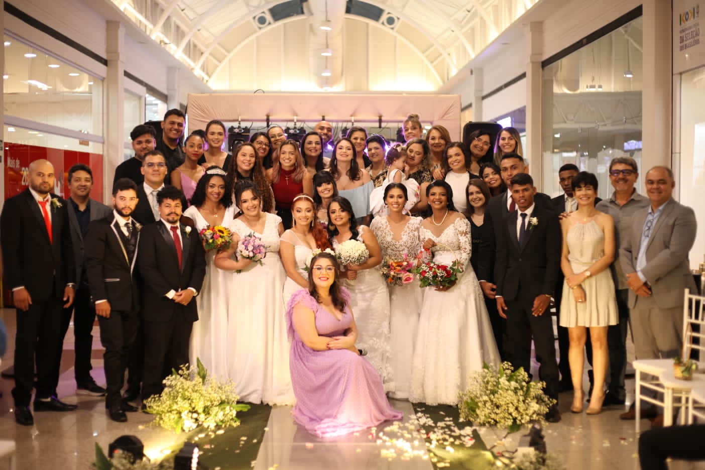 No mês das noivas, casamento coletivo marca realização de um sonho para 10 casais em Juazeiro do Norte
