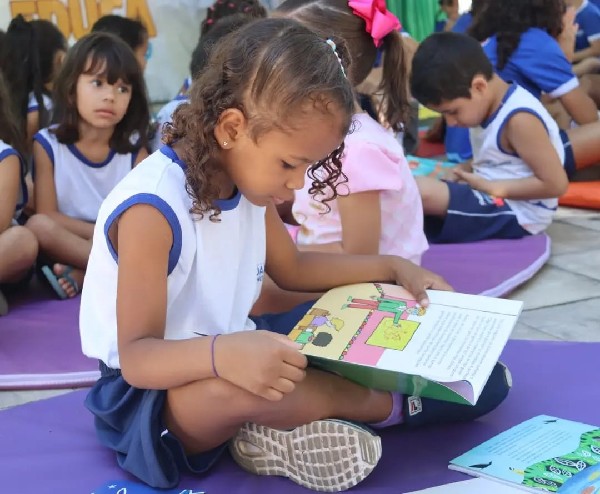 Estudantes da rede municipal participam do Projeto Juazeiro Leitor itinerante