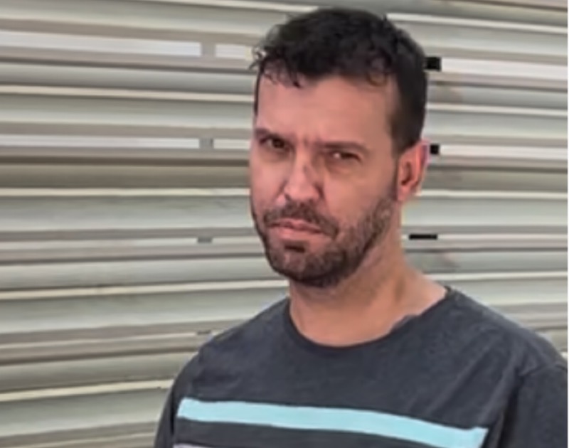 Médico que agrediu namorada e a manteve em cárcere privado ganha liberdade após cinco meses preso