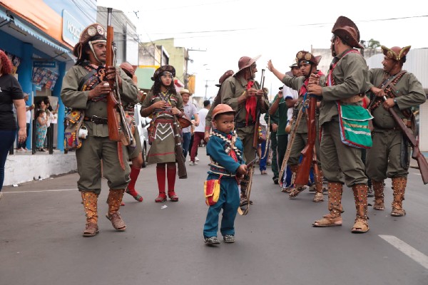 Juaforró é aberto com cortejo cultural na Rua São Pedro