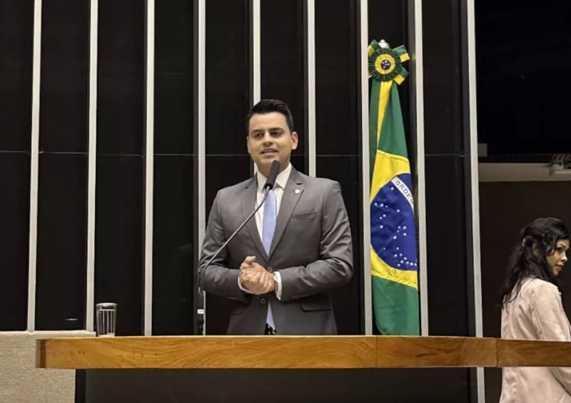 Deputado Yury do Paredão cria gabinete virtual para estreitar diálogo com a população