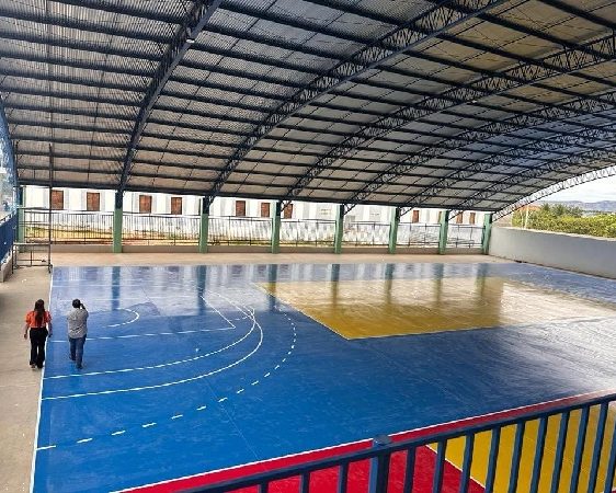 Juazeiro do Norte inaugura quadra esportiva no Campo Alegre nesta terça-feira, 18