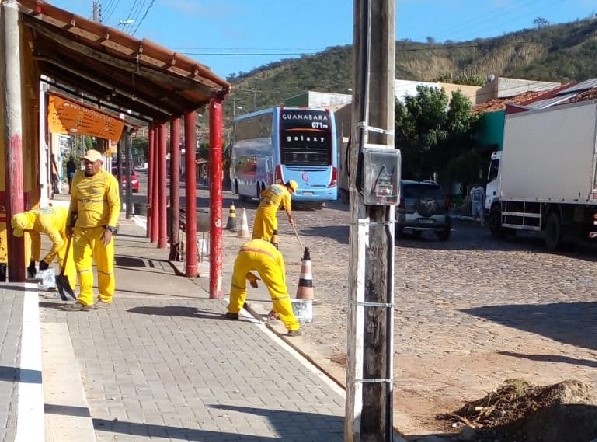 No Crato, mutirões de limpeza contemplam Parque de Exposição, Conviver e Dom Quintino