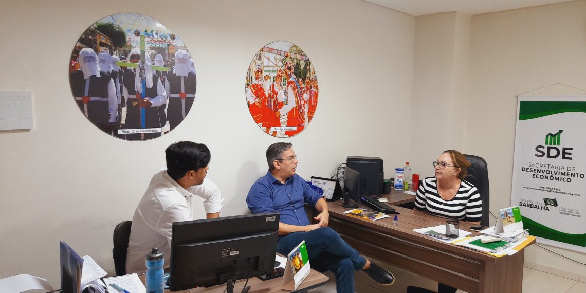 Prefeitura de Barbalha discute implantação de novas indústrias em reunião com representantes da Adece