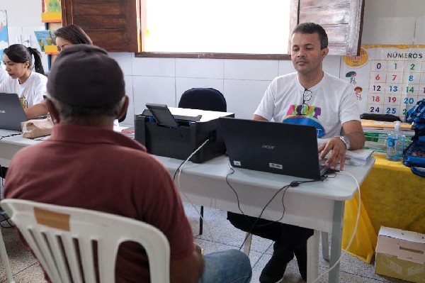 Juazeiro do Norte: Sítio Leite recebe serviços itinerantes da Sedest