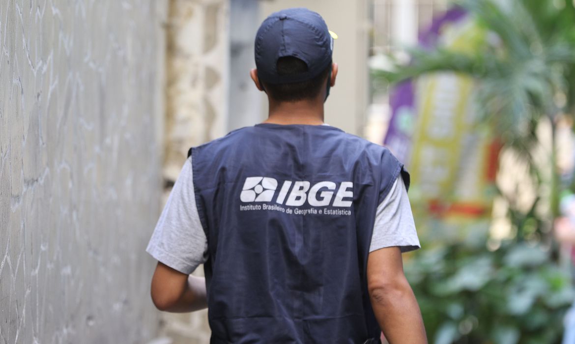 IBGE tem 369 vagas no Ceará e salário de até R$ 3,1 mil; inscrições vão até quarta