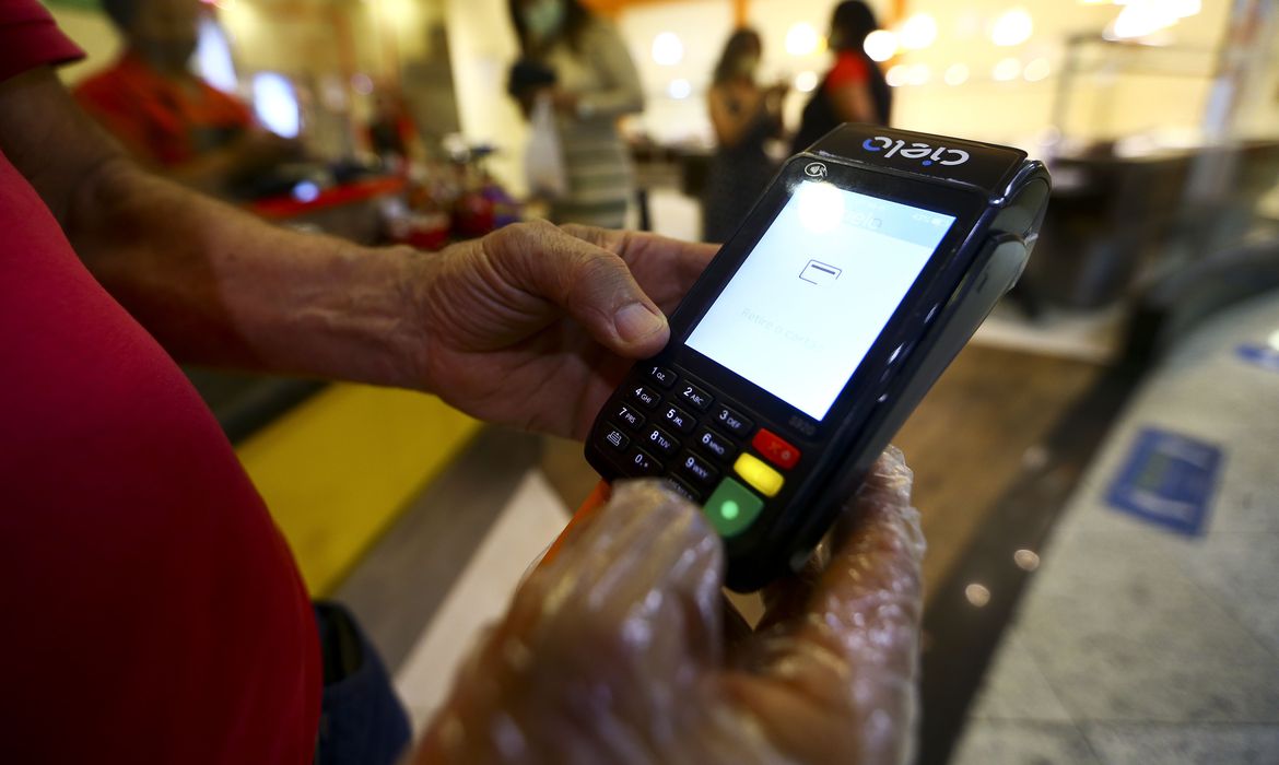 BC limita valores entre registradoras de recebíveis de cartões