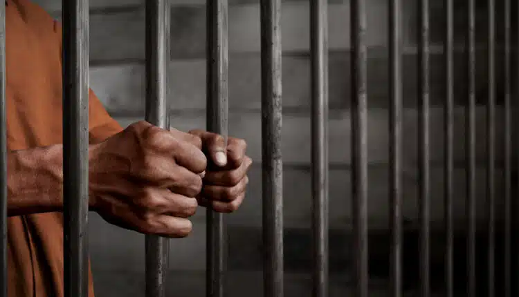 Justiça acata tese do MPCE e condena réu a mais de 23 anos de prisão por duplo homicídio qualificado em Milagres