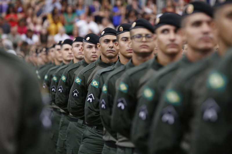 Elmano anuncia concurso para a Polícia Civil e convocação de novos PMs