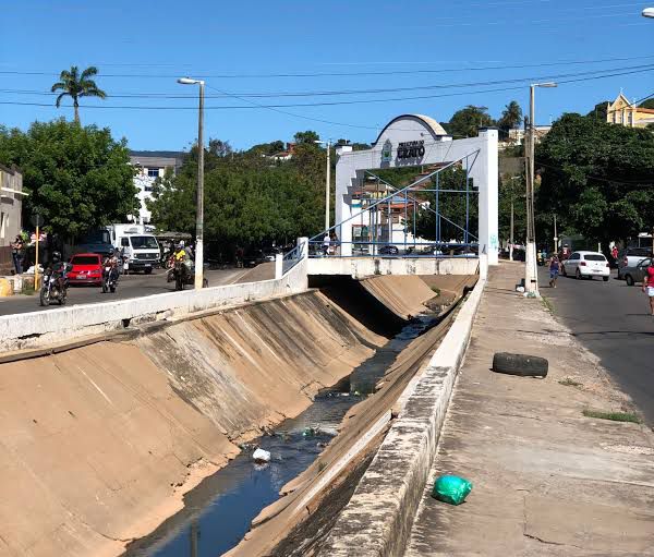 Em reunião com Zé Aílton, governador Elmano de Freitas confirma R$ 110 milhões para obra do canal do Rio Granjeiro