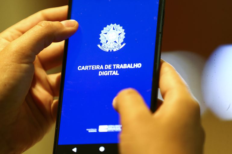 Prefeitura do Crato realiza atendimento à população em parceria com SINE/IDT próximo dia 06 de setembro