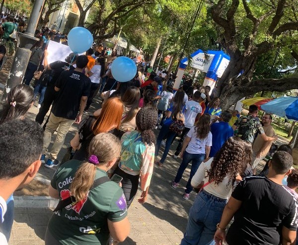 Central de Libras participa da Caminhada em alusão ao Dia Nacional da Pessoa Surda