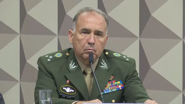 General diz que recebeu ligação do ex-comandante do Exército para impedir PM de retirar acampamento golpista