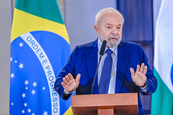 Presidente Lula realiza cirurgia no quadril nesta sexta-feira