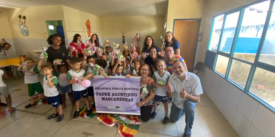 Barbalha: Biblioteca Municipal Padre Agostinho Mascarenhas firma parceria com curso de Biblioteconomia da UFCA para realização do projeto Mundos Imaginários