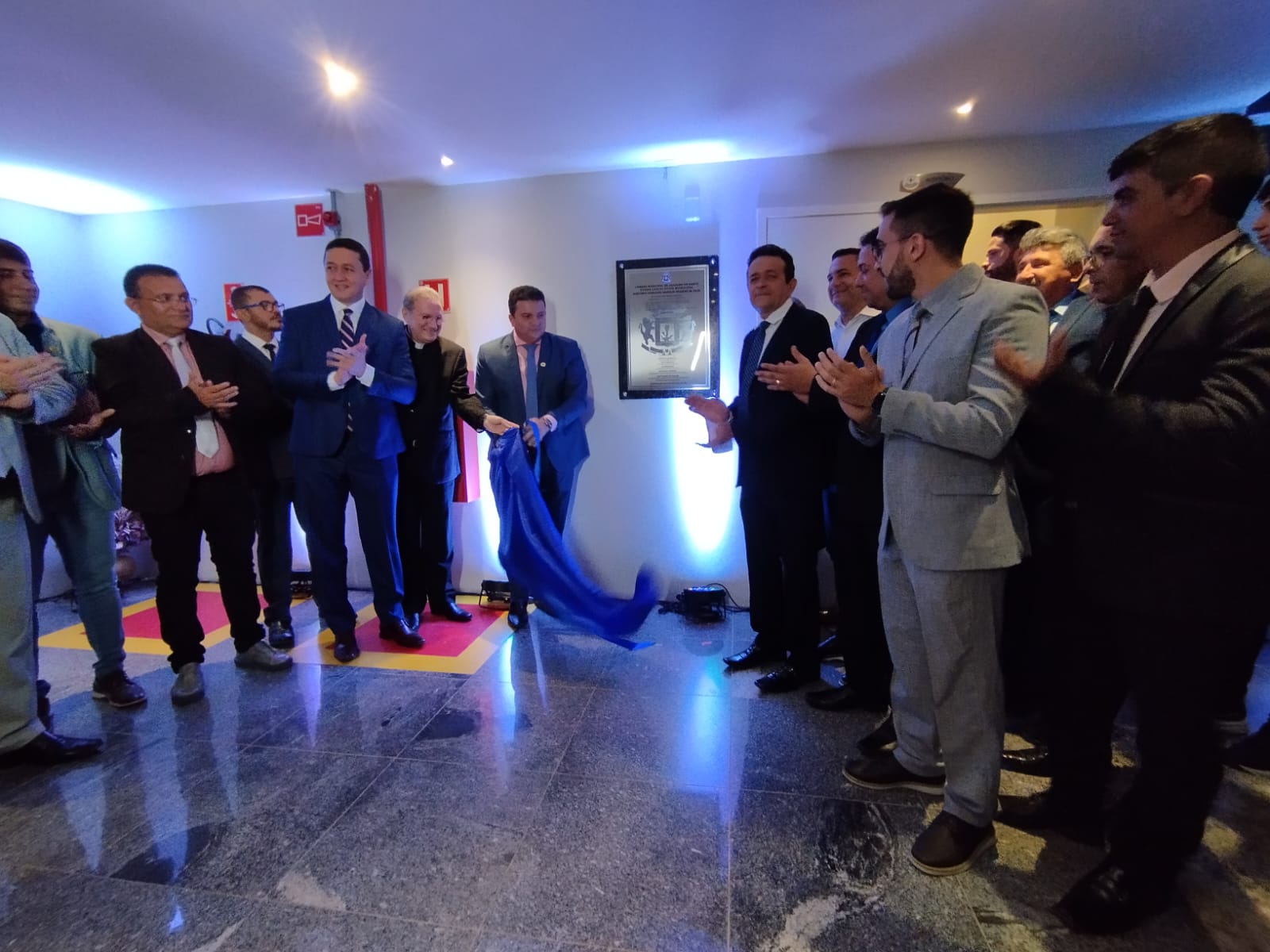 Câmara de Vereadores inaugura auditório e entrega 50 títulos de cidadania de Juazeiro do Norte a personalidades
