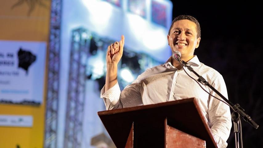 Prefeito Glêdson Bezerra é nomeado “Prefeito Inovador 2023” pelo Fórum de Cidades Inteligentes e Digitais
