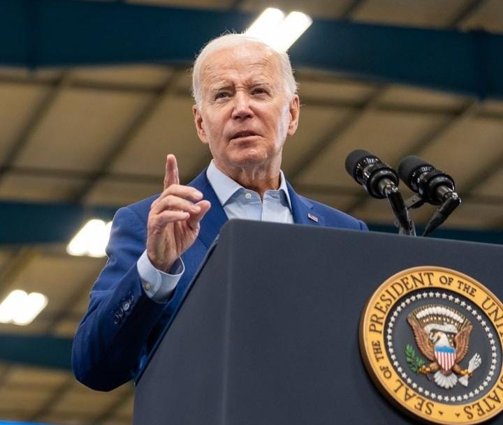 Ao lado de Netanyahu, Biden diz que explosão em hospital de Gaza foi causada “pelo outro time”, não Israel
