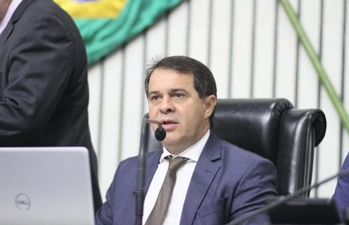 Evandro Leitão recebe permissão do TRE-CE para se desfiliar do PDT sem perder o mandato