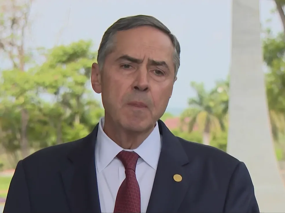 Barroso diz não ver ‘razão’ para mudanças na composição e no funcionamento do Supremo.