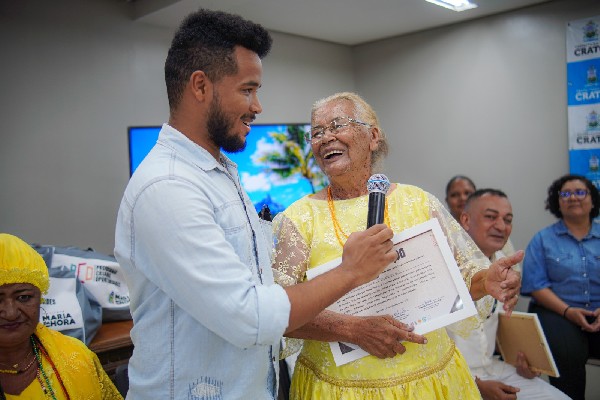 Prefeitura do Crato homenageia lideranças religiosas da Umbanda e do Candomblé no Crato Sem Racismo