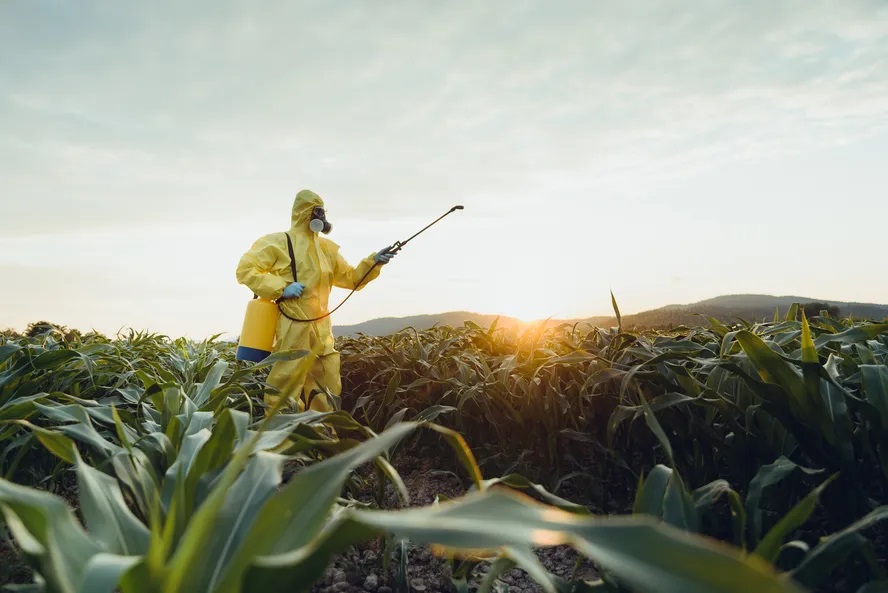 Projeto que facilita liberação de agrotóxicos vai a Plenário