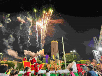 Farias Brito: abertura do Natal leva show de luzes ao Centro da cidade