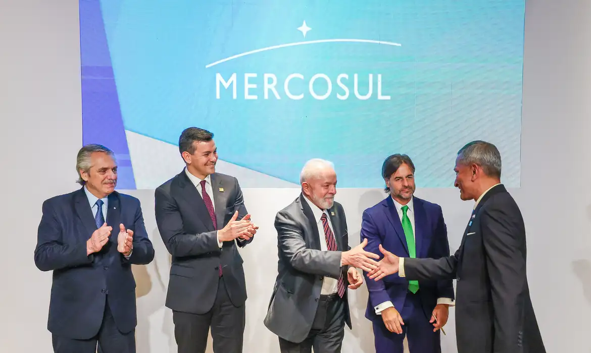 Mercosul e Singapura assinam acordo de livre comércio