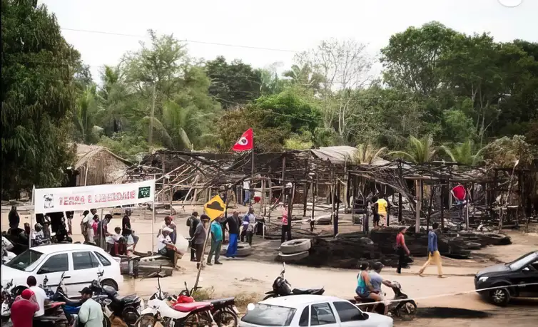 Incêndio em acampamento do MST deixa 9 mortos, no Sul do Pará