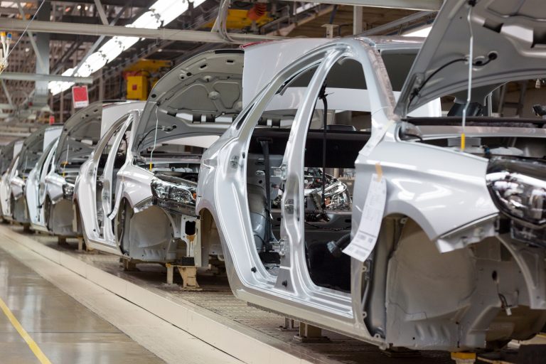 Medida provisória prevê perdão de impostos sobre produtos automotivos do Paraguai